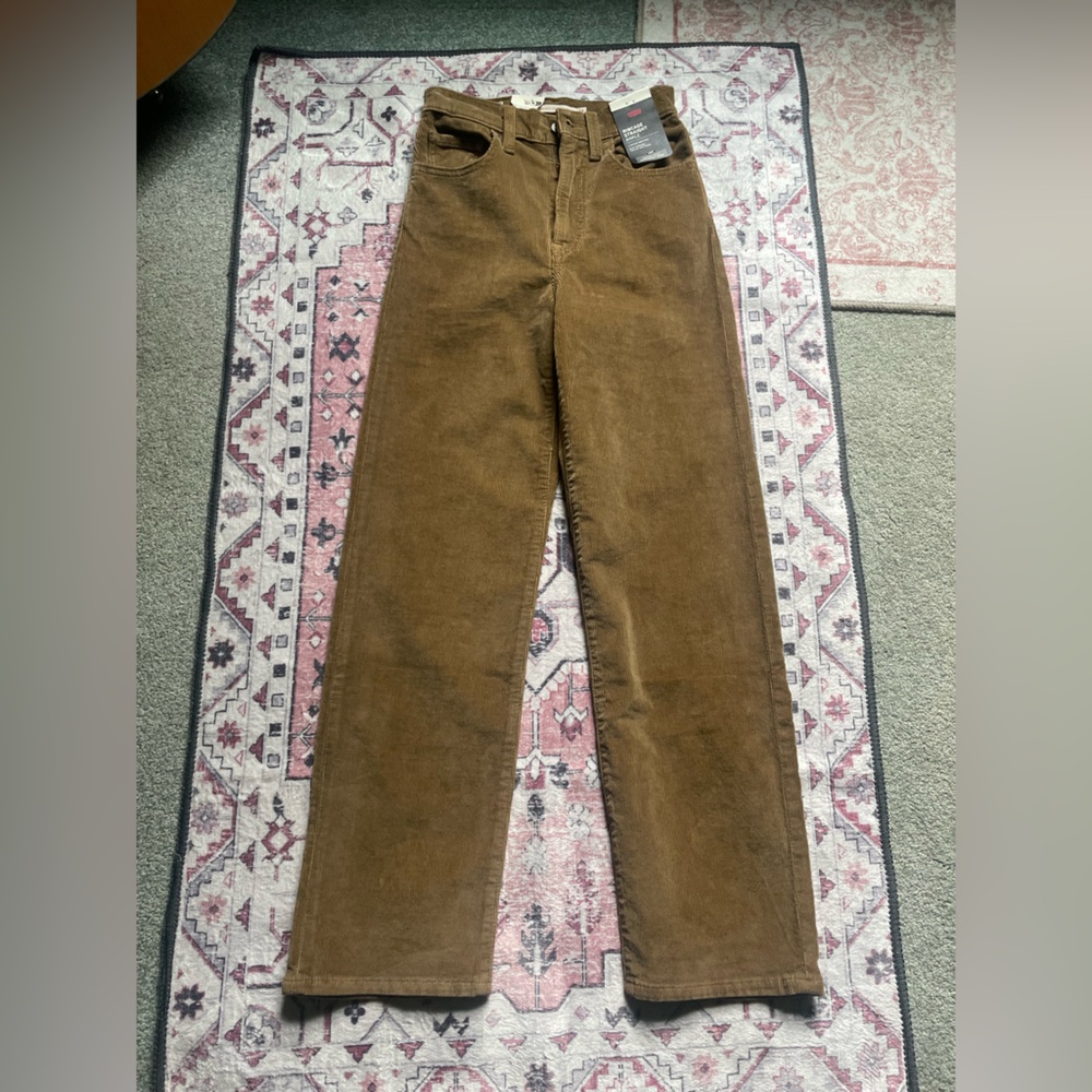 Levi's Ribcage Straight Ankle Corduroy Pants
